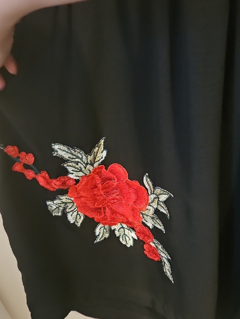 Boohoo Black and Embroidered Red Floral Romper. In EUC - Picture 4 of 6